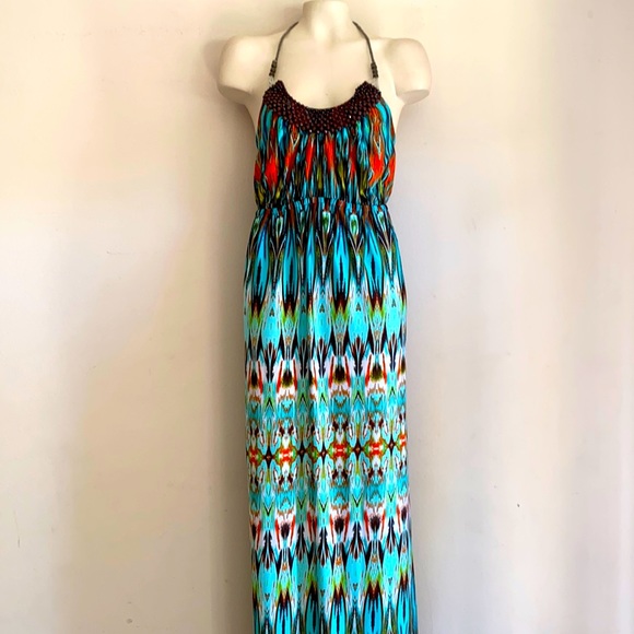 Dresses & Skirts - Sexy maxi dress 2X with neckline beaded detail